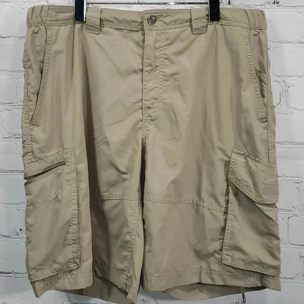Men's Columbia Cargo Flat Front Khaki Shorts Size 36 Inseam 10 - Picture 1 of 11